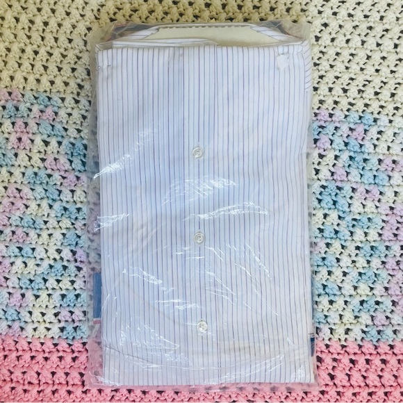 *SOLD* Men’s Vintage Hathaway Shirt - Picture 3 of 4